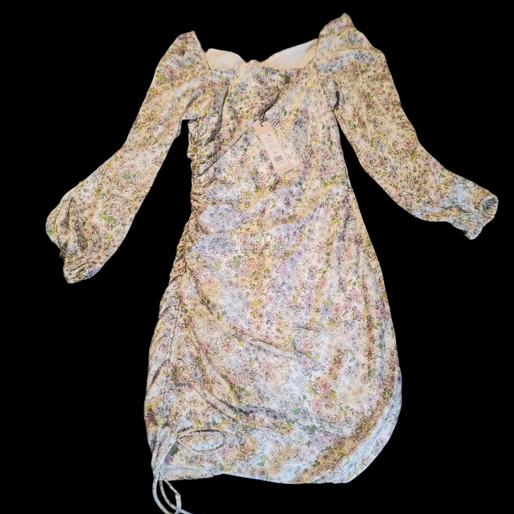 BCBGeneration Long Sleeve Ruched Dress in Geranium BNWT - Picture 3 of 9